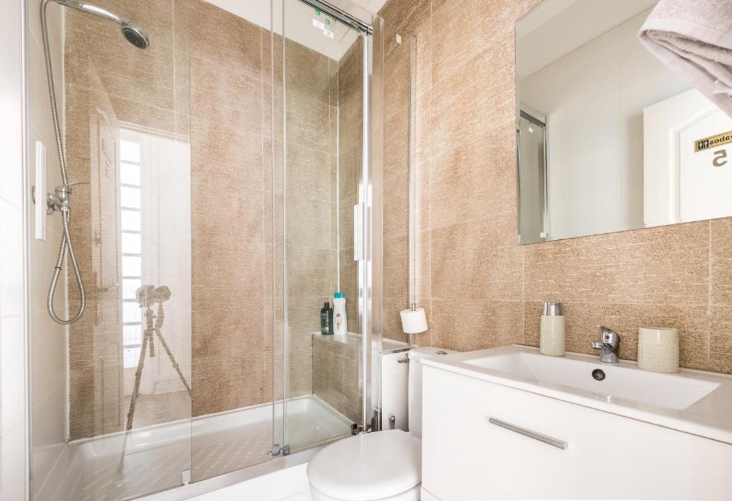 M&F 7 Rooms/7 Bathrooms Over Gran Via Μαδρίτη Εξωτερικό φωτογραφία